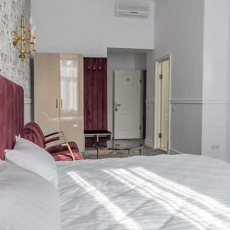 Hotel Vila Central Boutique 사투마레 외부 사진