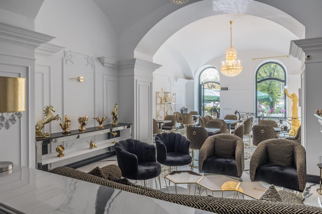 Hotel Vila Central Boutique 사투마레 외부 사진