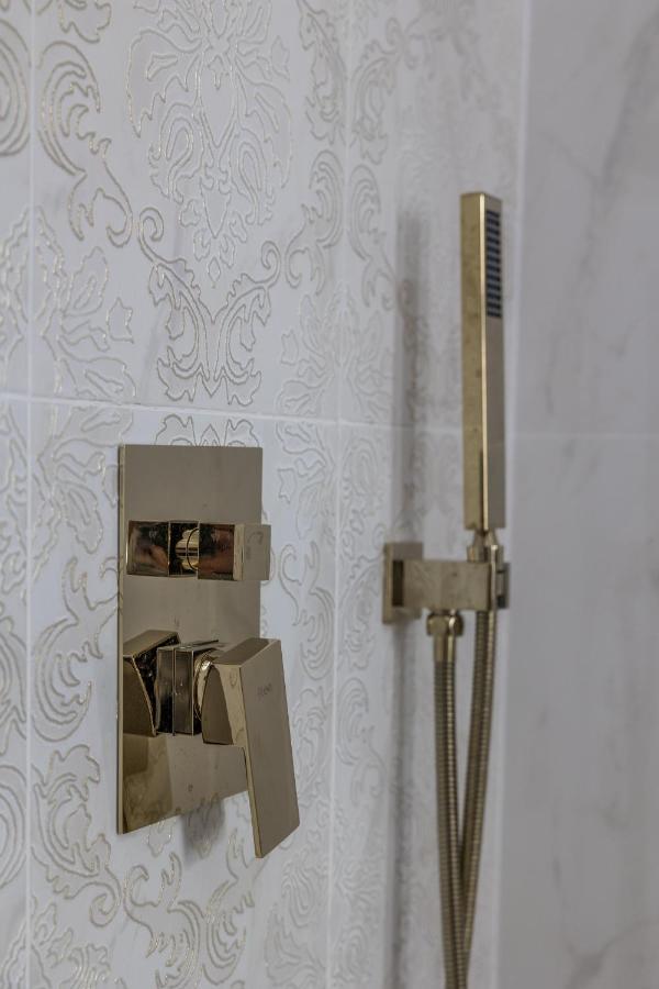 Hotel Vila Central Boutique 사투마레 외부 사진