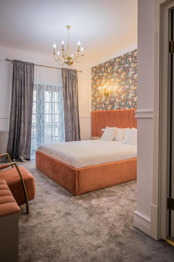 Hotel Vila Central Boutique 사투마레 외부 사진