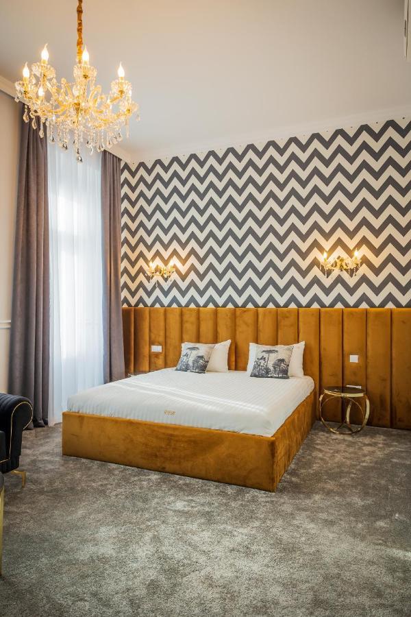 Hotel Vila Central Boutique 사투마레 외부 사진